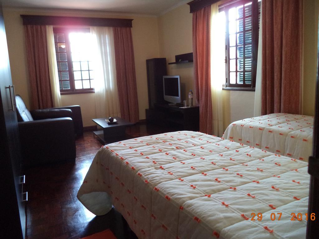 Hôtel Hospedagem Casa Do Largo à Santo da Serra Extérieur photo
